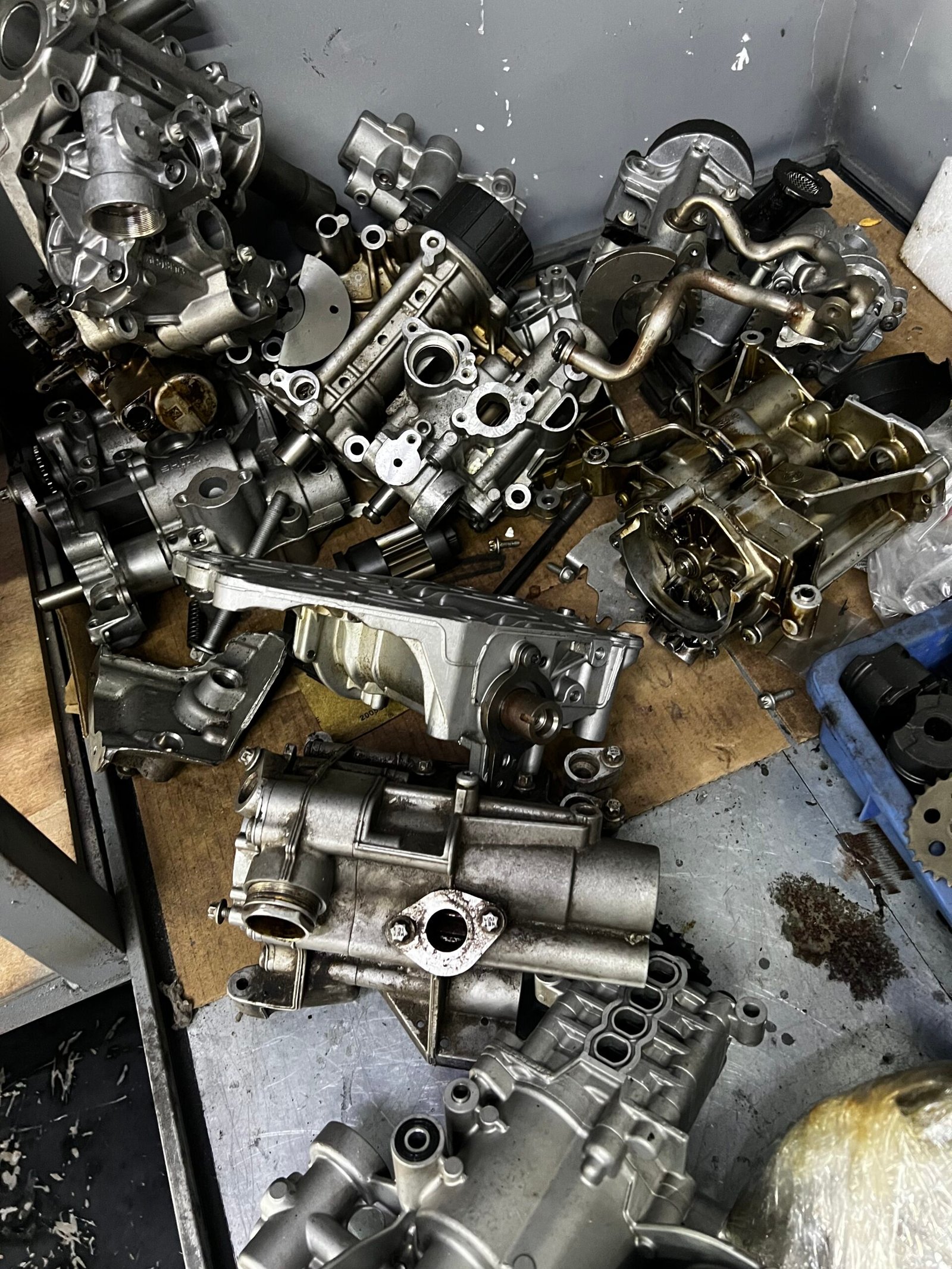 Porsche Oil Pump Piston Replacement Parts for Panamera & Cayenne - Image 5