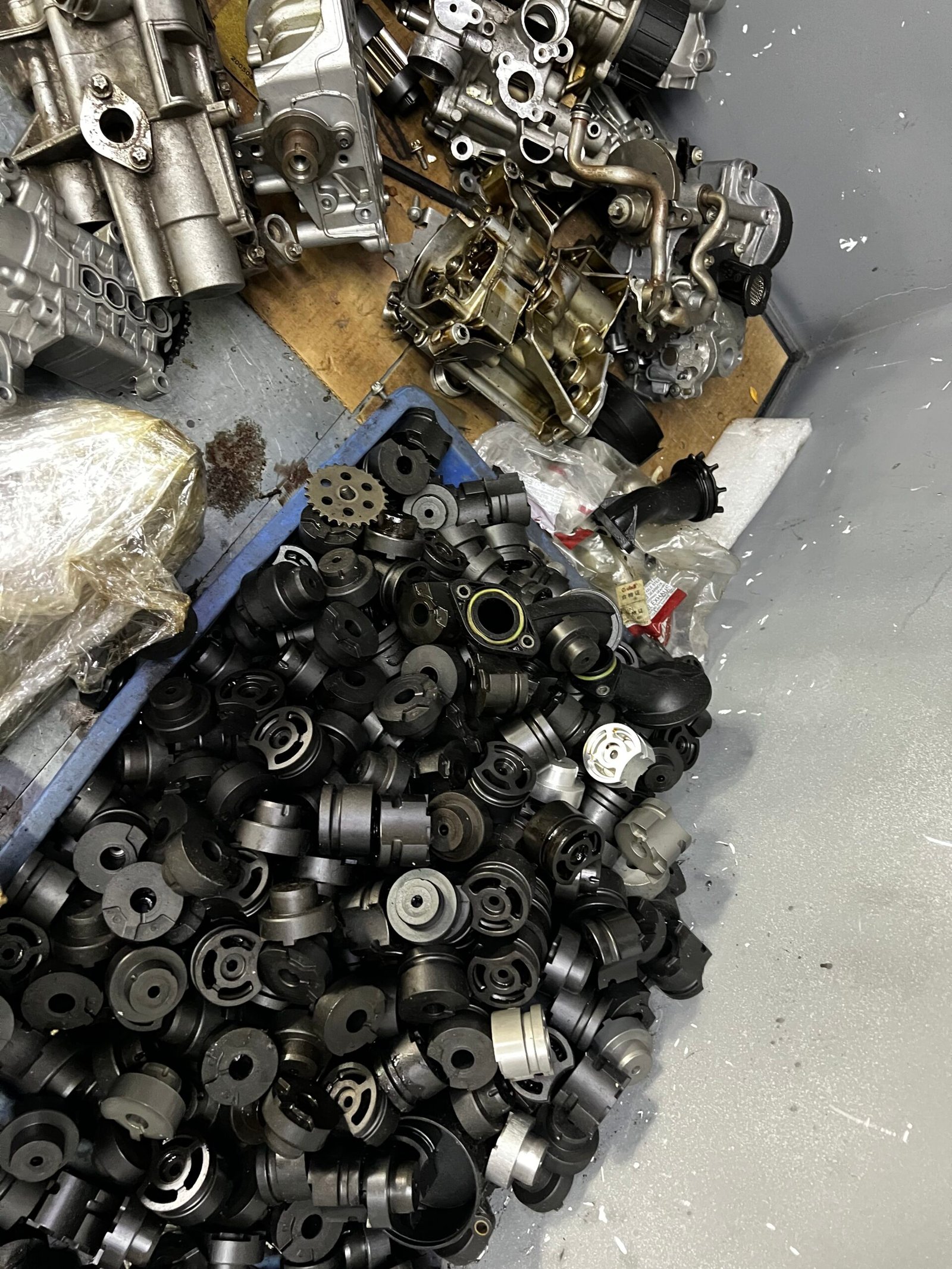 Porsche Oil Pump Piston Replacement Parts for Panamera & Cayenne - Image 6